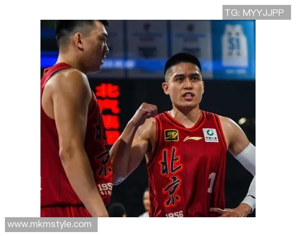方硕的篮球人生：从青涩少年到CBA明星的成长之路与奋斗故事